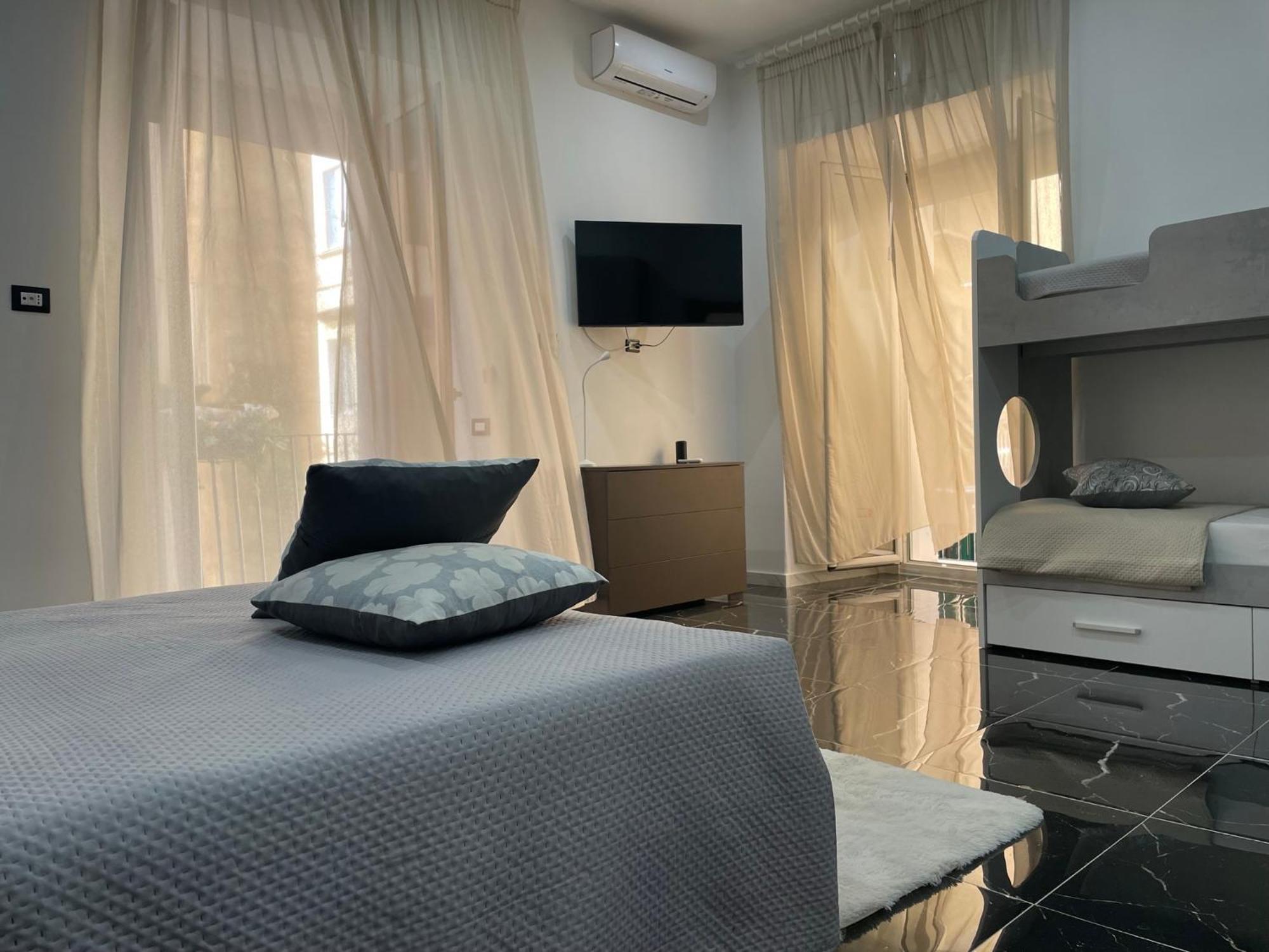 Ludben House Hotel Napoli Ngoại thất bức ảnh