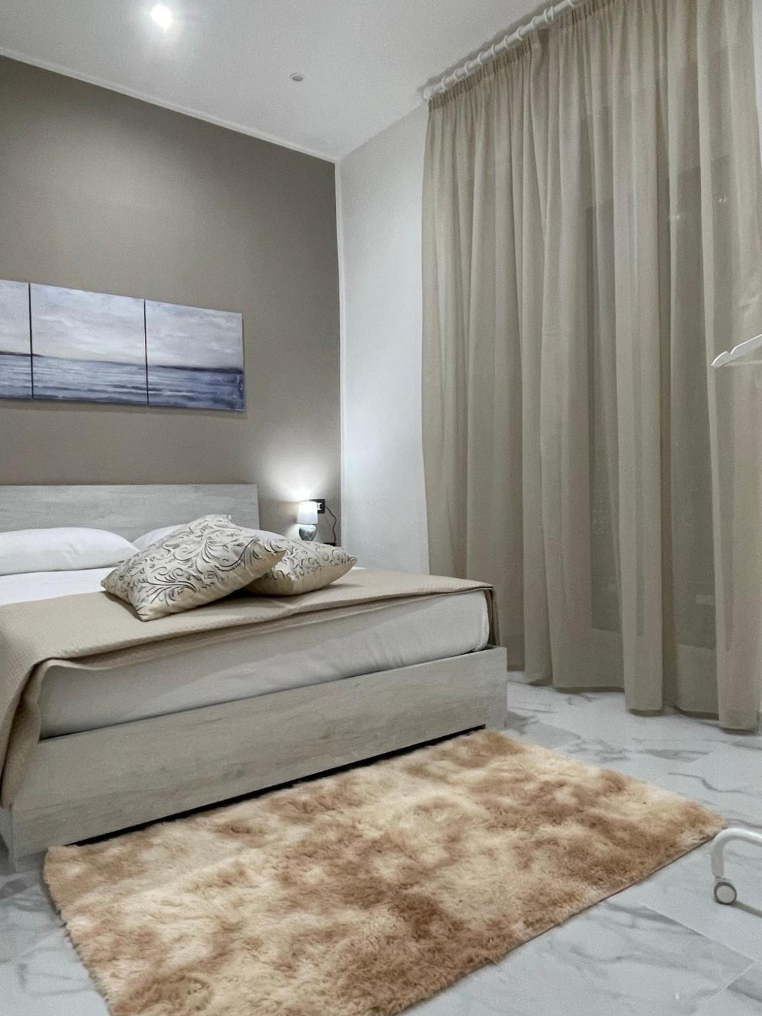 Ludben House Hotel Napoli Ngoại thất bức ảnh