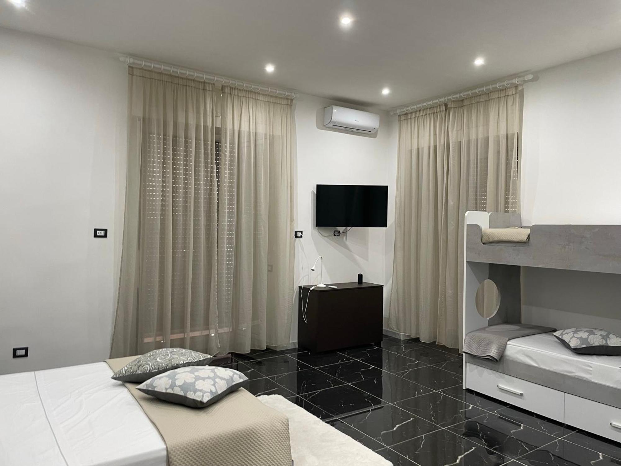 Ludben House Hotel Napoli Ngoại thất bức ảnh