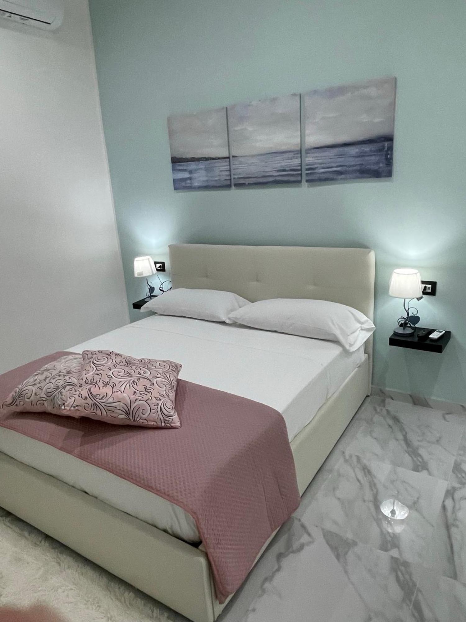 Ludben House Hotel Napoli Ngoại thất bức ảnh